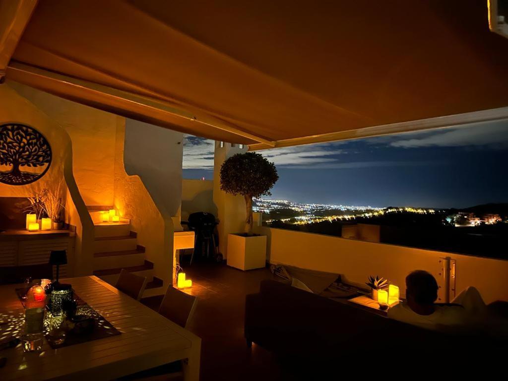 Ferienwohnung Penthouse Mit Privatem Jacuzzi In Marbella - La Mairena Ojén Exterior foto